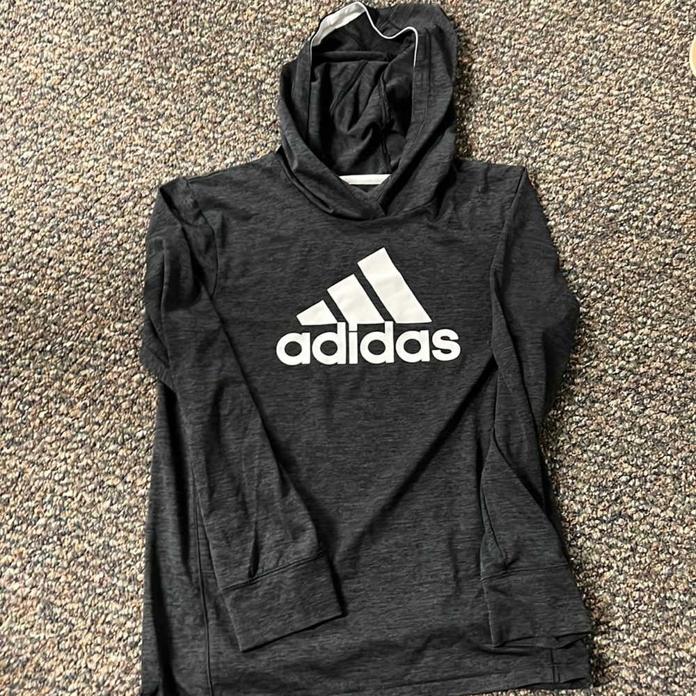 Adidas boys long sleeve hooded shirt gray size 10/12 like new